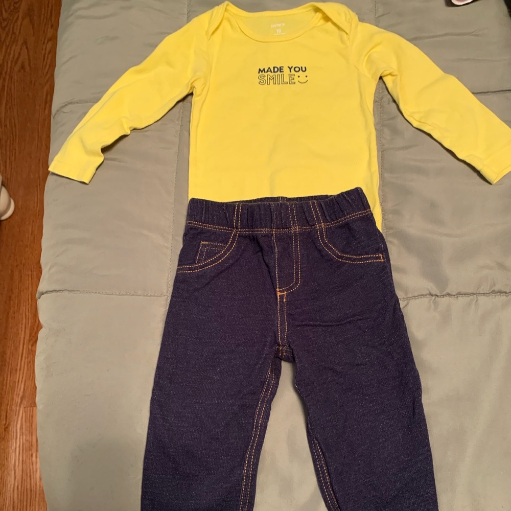 *Like New* Carter’s Outfit will Make you Smile!